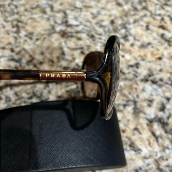 PRADA Sunglasses, SPR 28L Havana, Excellent Condition - Picture 5 of 8
